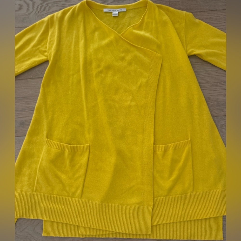 Diane Von Furstenburg Bright yellow wool blend cardigan sweater size M - Picture 2 of 11
